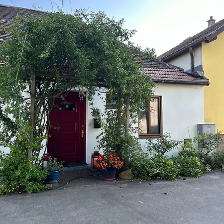 Julis 1 In 3430 Tulln *